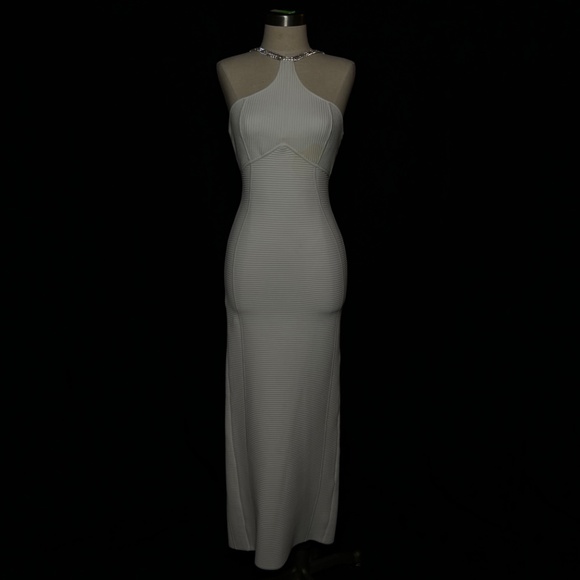 Withe dress - Picture 3 of 5